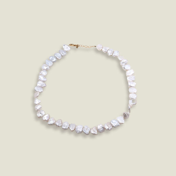 Teya Pearl Necklace