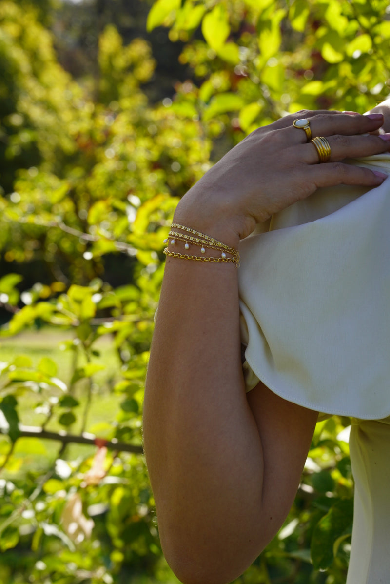 Five Pearl Bracelet