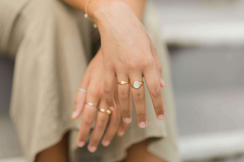 Petite Signet Ring